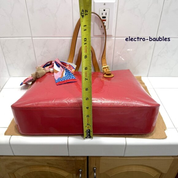 Authentic Louis Vuitton Monogram Vernis Brentwood Tote in Framboise - GUC - Picture 12 of 16